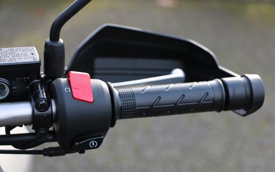 Gebrauchtmotorrad Honda ADV350 - Bild 9