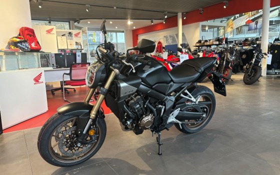 Neufahrzeug Honda CB650R E-Clutch - Bild 3