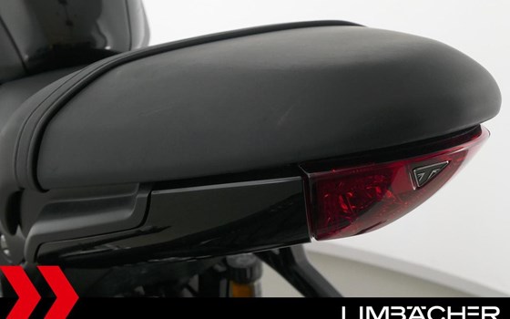 Gebrauchtmotorrad Triumph Trident 660 - Bild 15