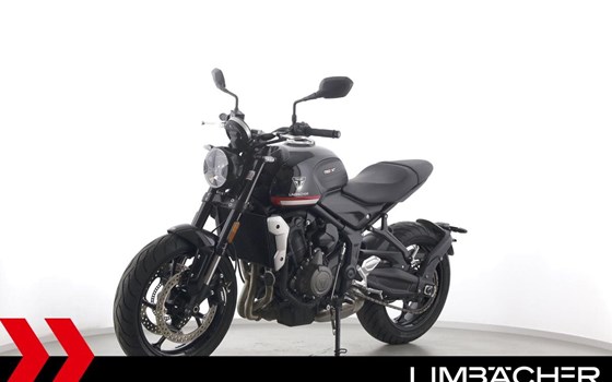 Gebrauchtmotorrad Triumph Trident 660 - Bild 4