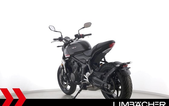 Gebrauchtmotorrad Triumph Trident 660 - Bild 7