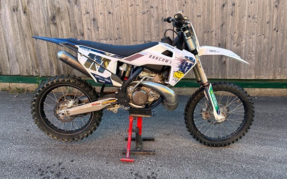 Gebrauchtmotorrad Husqvarna TC 250 - Bild 2