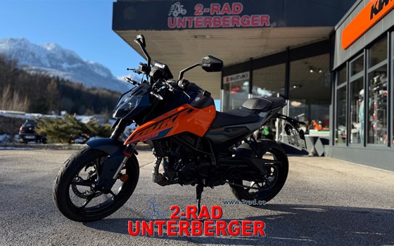 Gebrauchtmotorrad KTM 125 Duke - Bild 1
