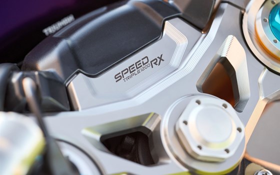 Neufahrzeug Triumph Speed Triple 1200 RX - Bild 7