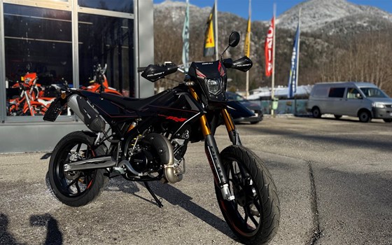 Neufahrzeug Rieju MRT 50 All Black - Bild 4