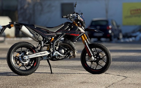 Neufahrzeug Rieju MRT 50 All Black - Bild 5