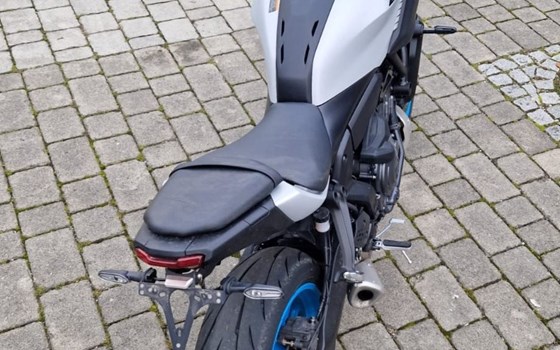 Gebrauchtmotorrad Yamaha MT-07 - Bild 3