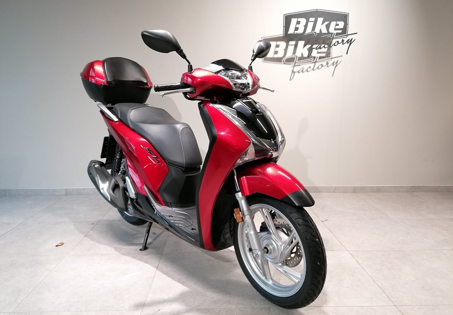 Honda SH150i (rot)