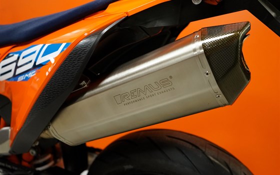 Gebrauchtmotorrad KTM 690 SMC R - Bild 3