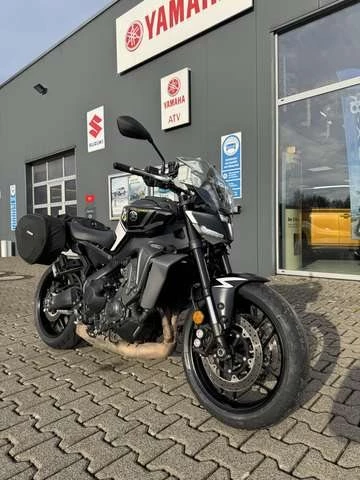 Yamaha MT-09 Isle of Men Edition mit einigen Extras