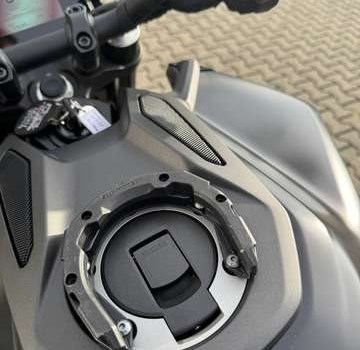 Gebrauchtmotorrad Yamaha MT-09 - Bild 6