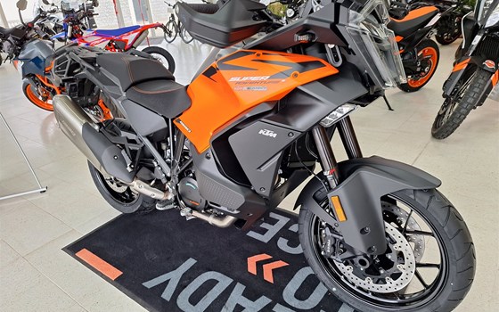 Neufahrzeug KTM 1390 Super Adventure S - Bild 3