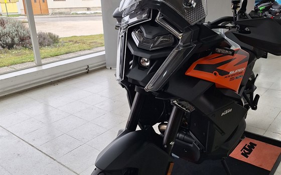 Neufahrzeug KTM 1390 Super Adventure S - Bild 4