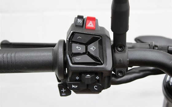 Neufahrzeug KTM 790 Duke - Bild 9