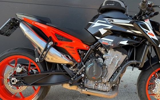 Gebrauchtmotorrad KTM 890 Duke GP - Bild 2