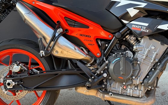 Gebrauchtmotorrad KTM 890 Duke GP - Bild 3