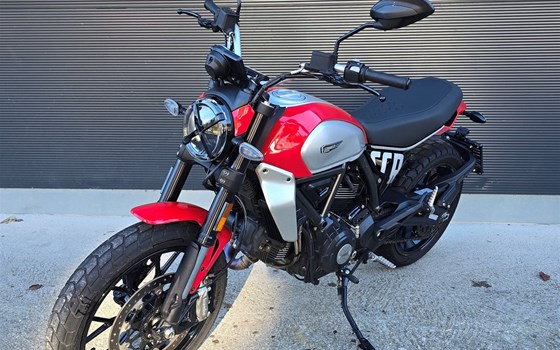 Gebrauchtmotorrad Ducati Scrambler Icon - Bild 3