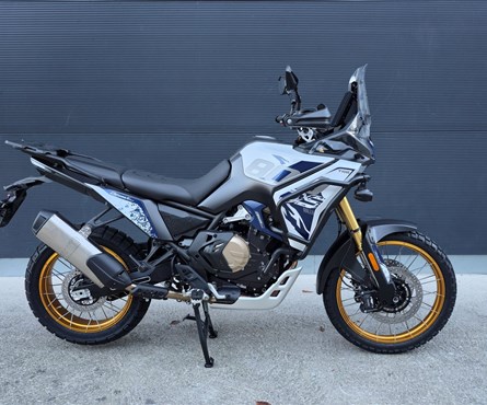 Neumotorrad Voge 800 Rally