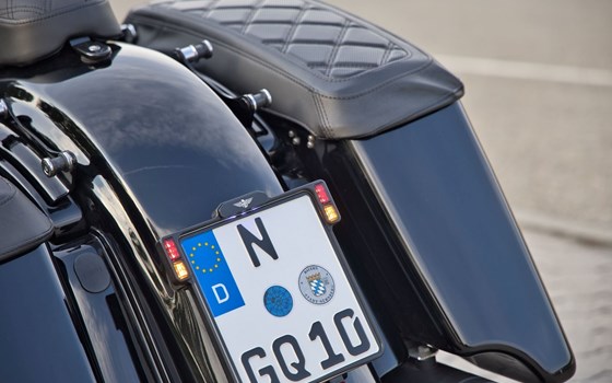 Gebrauchtmotorrad Harley-Davidson Touring Street Glide Special FLHXS - Bild 10