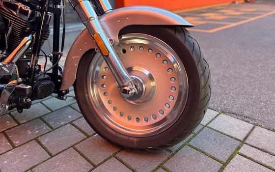 Gebrauchtmotorrad Harley-Davidson Softail Fat Boy FLSTF - Bild 5