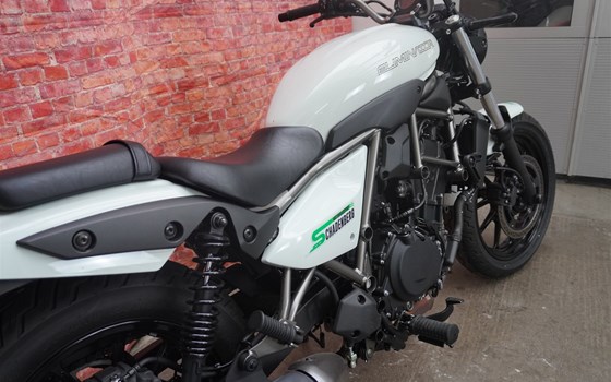 Gebrauchtmotorrad Kawasaki Eliminator 500 - Bild 6