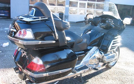 Gebrauchtmotorrad Honda GL 1800 Goldwing - Bild 8