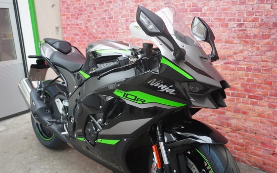 Gebrauchtmotorrad Kawasaki Ninja ZX-10R - Bild 4
