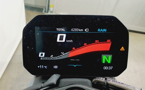 Gebrauchtmotorrad BMW S 1000 R - Bild 2