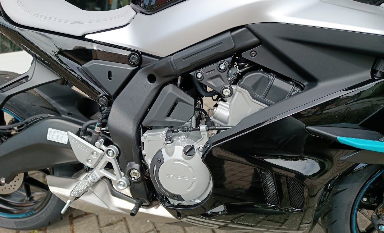 Angebot CFMOTO 675SR-R