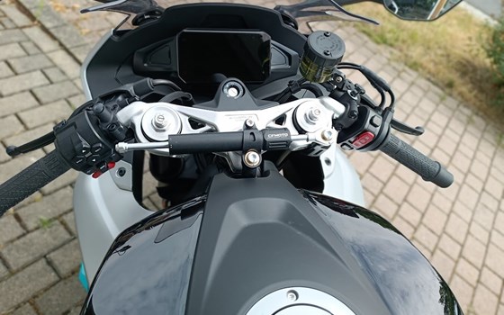 Gebrauchtmotorrad CFMOTO 675SR-R - Bild 7