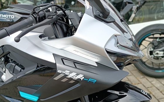 Gebrauchtmotorrad CFMOTO 675SR-R - Bild 8