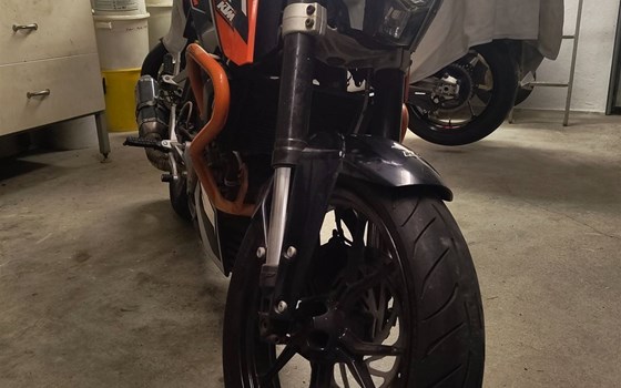 Gebrauchtmotorrad KTM 125 Duke - Bild 1