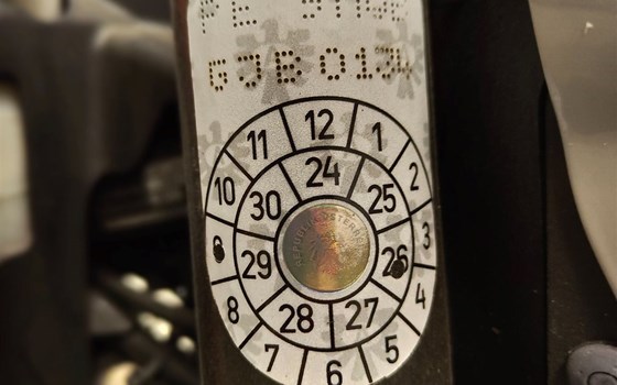 Gebrauchtmotorrad KTM 125 Duke - Bild 11