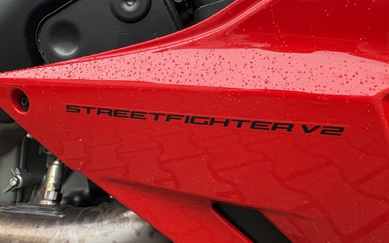 Gebrauchtmotorrad Ducati Streetfighter V2 - Bild 10