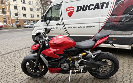 Gebrauchtmotorrad Ducati Streetfighter V2 - Bild 8