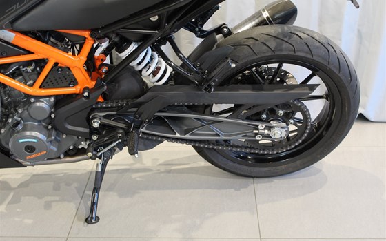 Gebrauchtmotorrad KTM 390 Duke - Bild 11