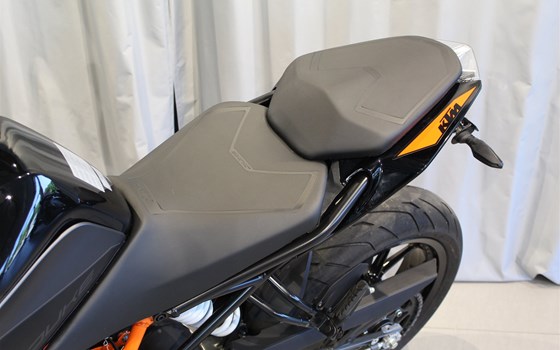 Gebrauchtmotorrad KTM 390 Duke - Bild 9