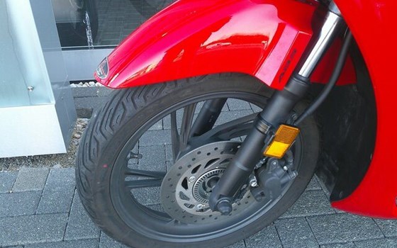 Gebrauchtmotorrad Honda SH125i - Bild 10