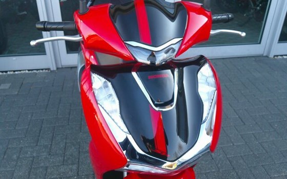 Gebrauchtmotorrad Honda SH125i - Bild 7