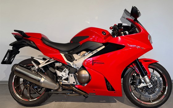 Gebrauchtmotorrad Honda VFR 800 F - Bild 6