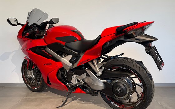 Gebrauchtmotorrad Honda VFR 800 F - Bild 7