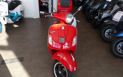 Vespa GTS 300