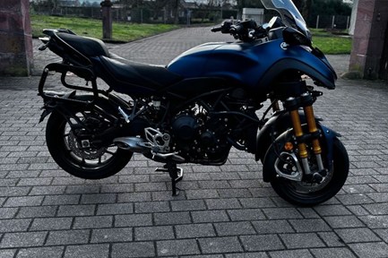 Yamaha Niken GT