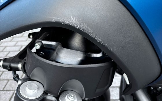 Gebrauchtmotorrad Yamaha Niken GT - Bild 7