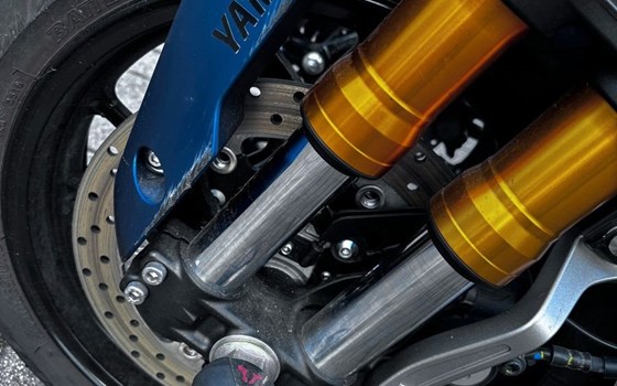 Gebrauchtmotorrad Yamaha Niken GT - Bild 8