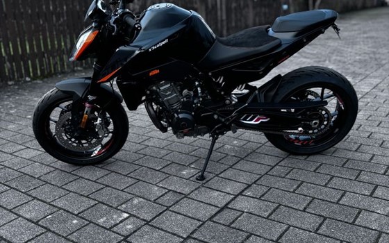 Gebrauchtmotorrad KTM 890 Duke - Bild 3