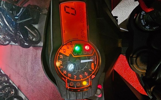 Gebrauchtmotorrad KTM 990 Supermoto - Bild 9