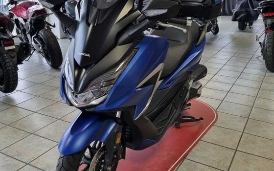 Gebrauchtmotorrad Honda Forza 350 - Bild 2