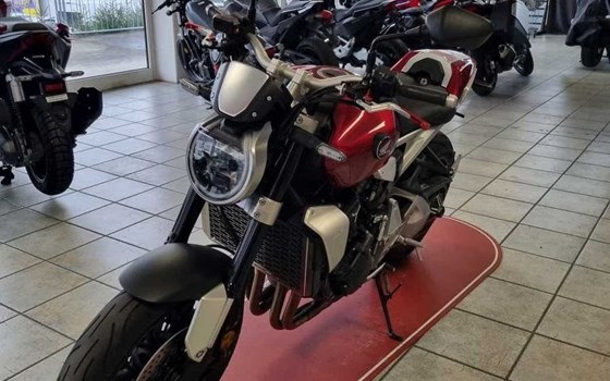 Gebrauchtmotorrad Honda CB 1000 R - Bild 2