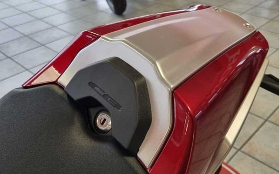 Gebrauchtmotorrad Honda CB 1000 R - Bild 7